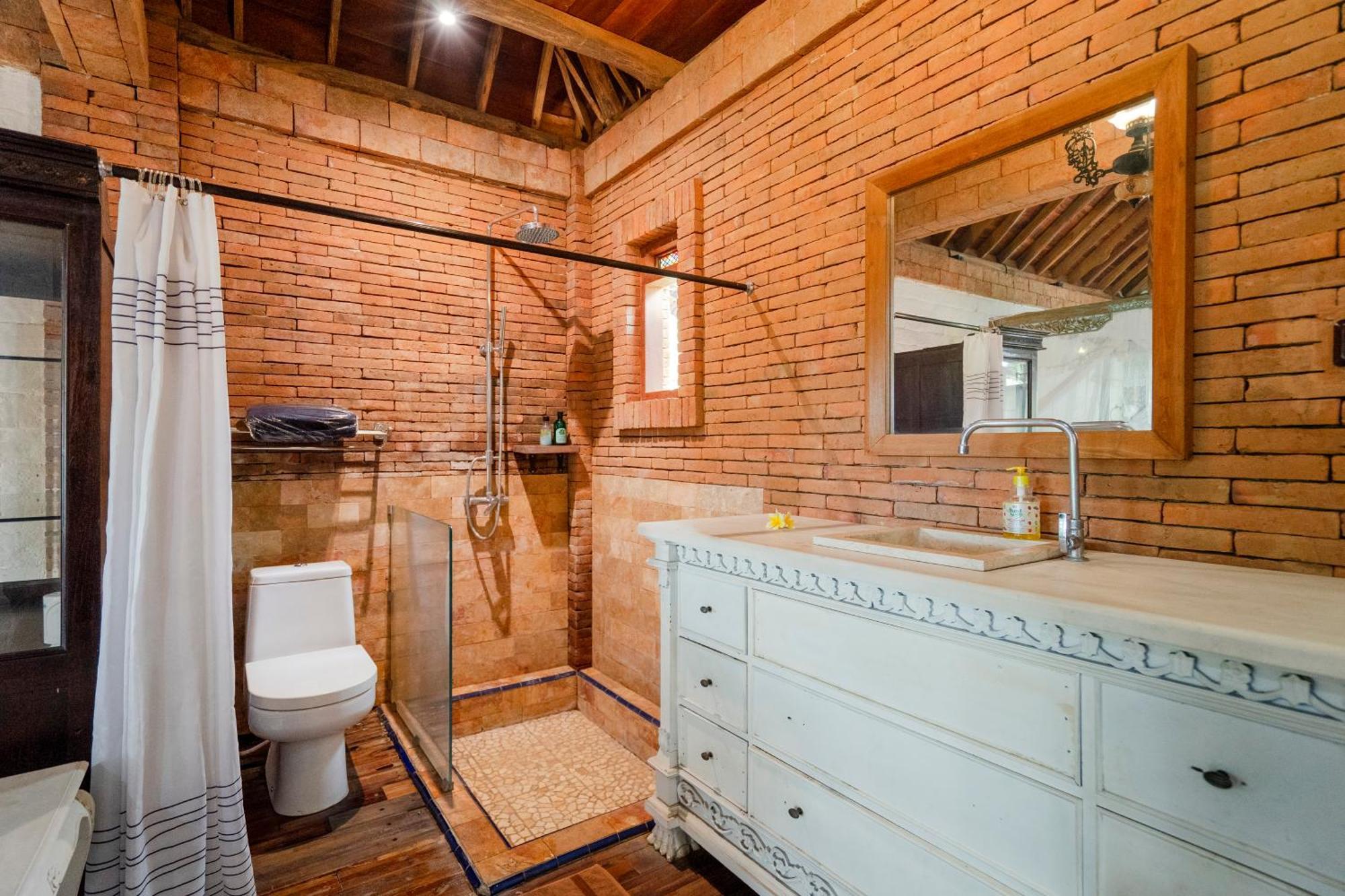 Harum Manis Cottages Jepara Bagian luar foto